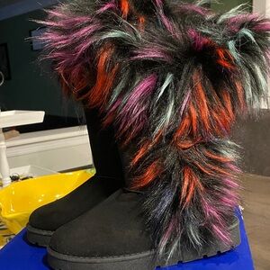 Rouge! Black Boots with Multicolor Faux Fur (Pink, Orange, Teal)
